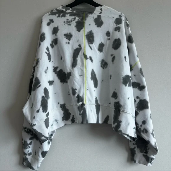 Nike Sportswear Tie Dye Oversize Crop Sweatshirt - Picture 9 of 13